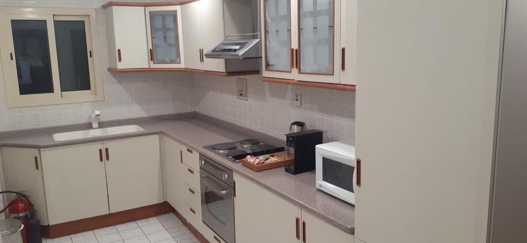Al Gosaibi Hotel - Villa Al-Khobar Eksteriør bilde